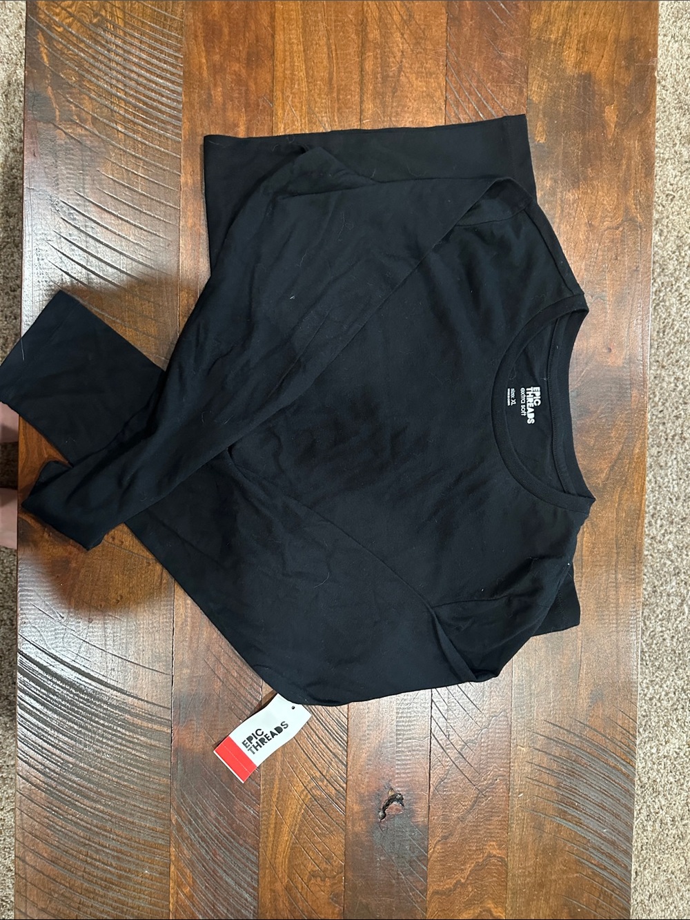 Epic Threads Black Long Sleeve Crew Top